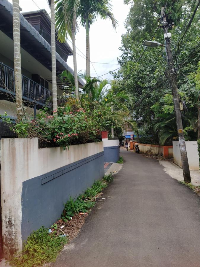 Paradise Inn Guest House Alappuzha 外观 照片